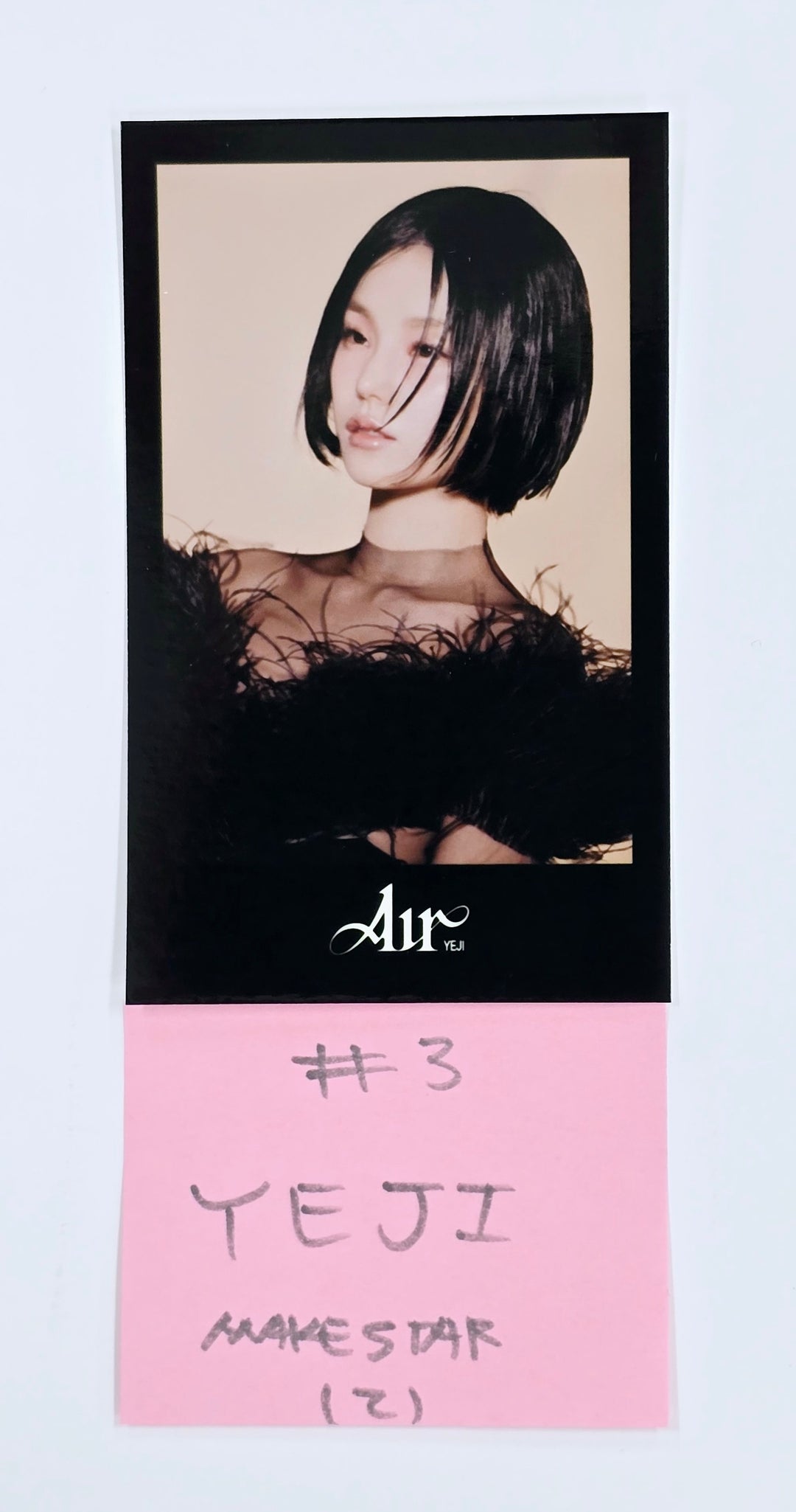 YEJI (Of ITZY) "Air" - Makestar Pre-Order Benefit Photocard [25.3.18]