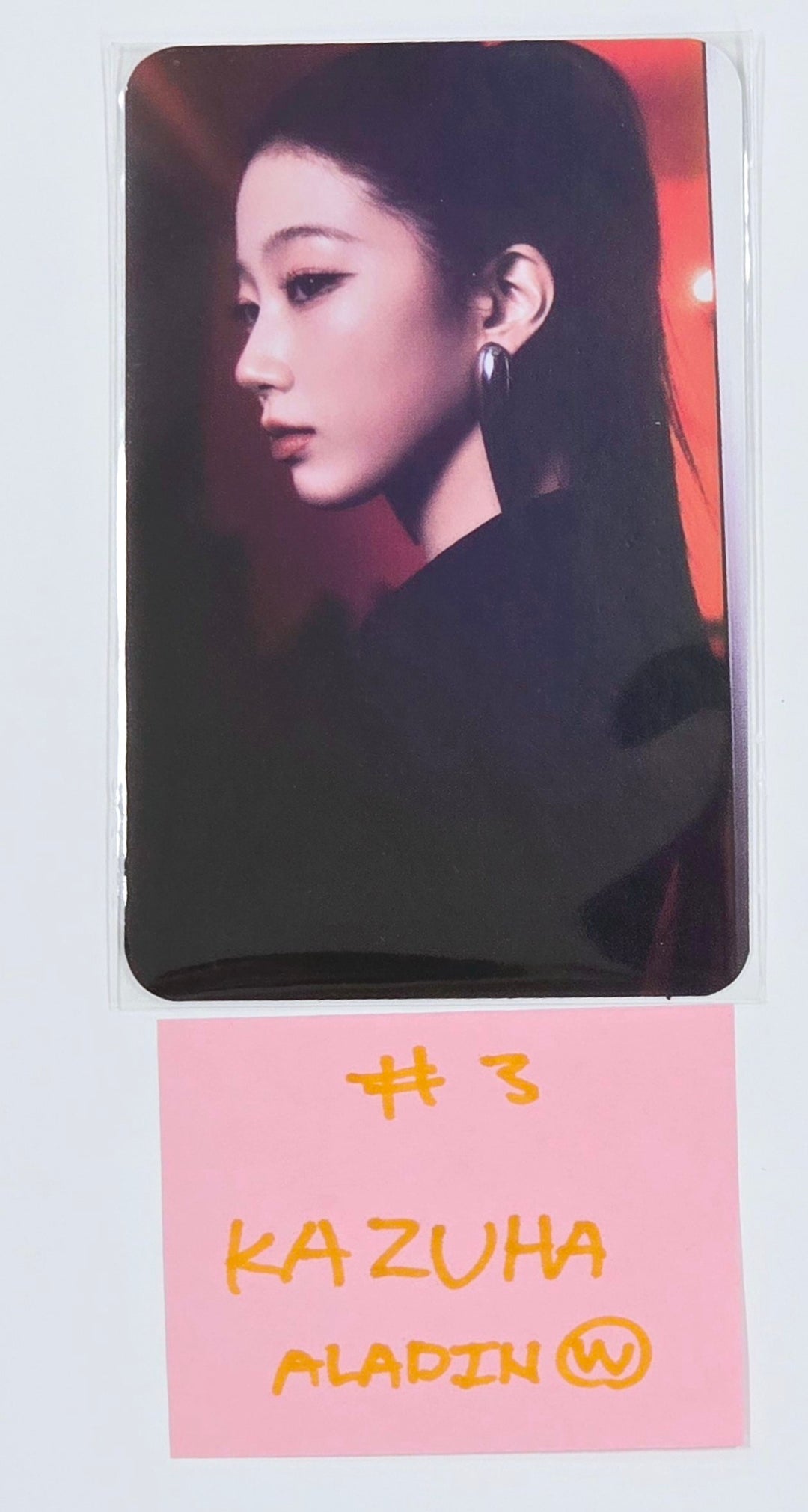 Le Sserafim "Hot" - Aladin Pre-Order Benefit Hologram Photocard [Weverse Album Ver.] [25.3.18]