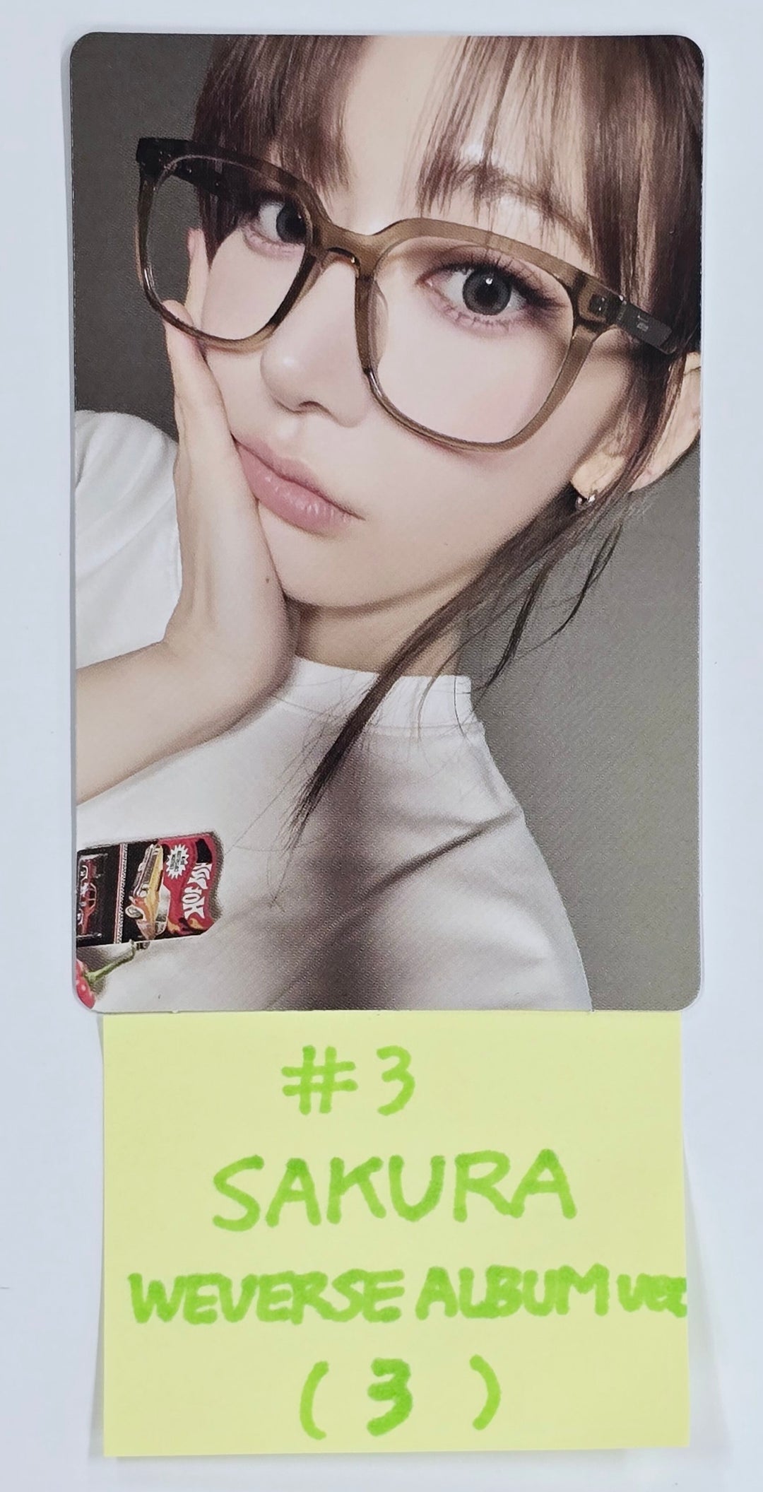 Le Sserafim "Hot" - Official Photocard [Weverse Album Ver.] [25.3.18]