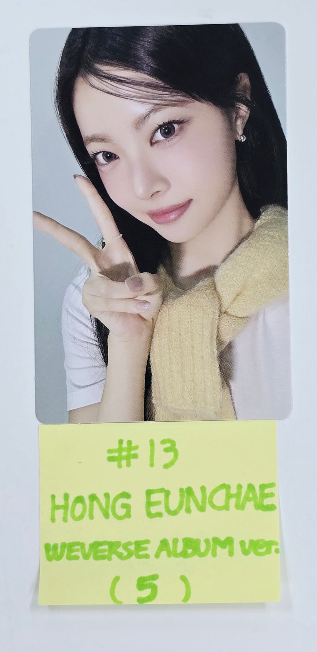 Le Sserafim "Hot" - Official Photocard [Weverse Album Ver.] [25.3.18]