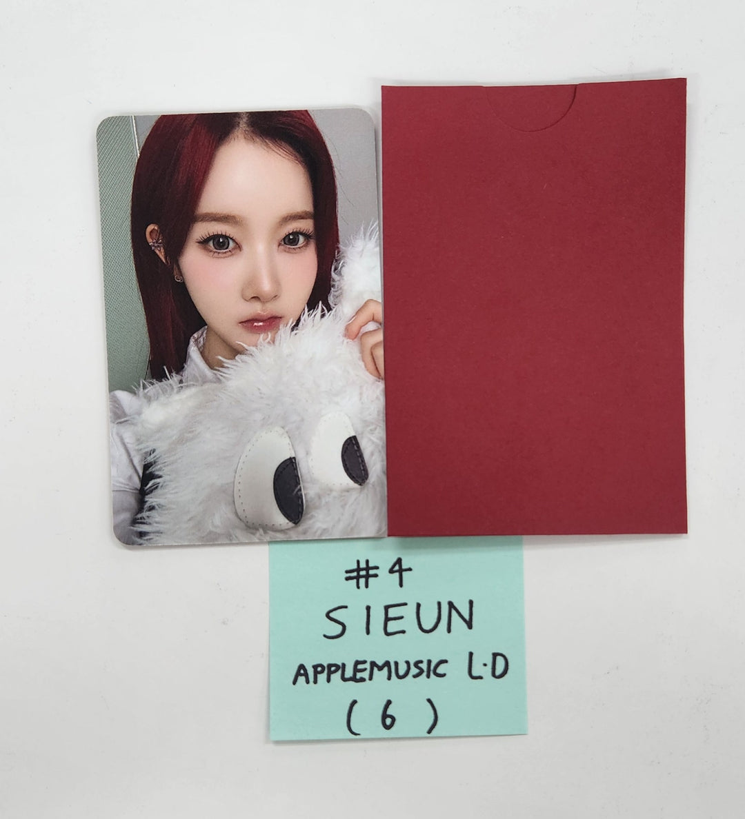 STAYC "S" - Apple Music Lucky Draw Event Photocard [25.3.19]