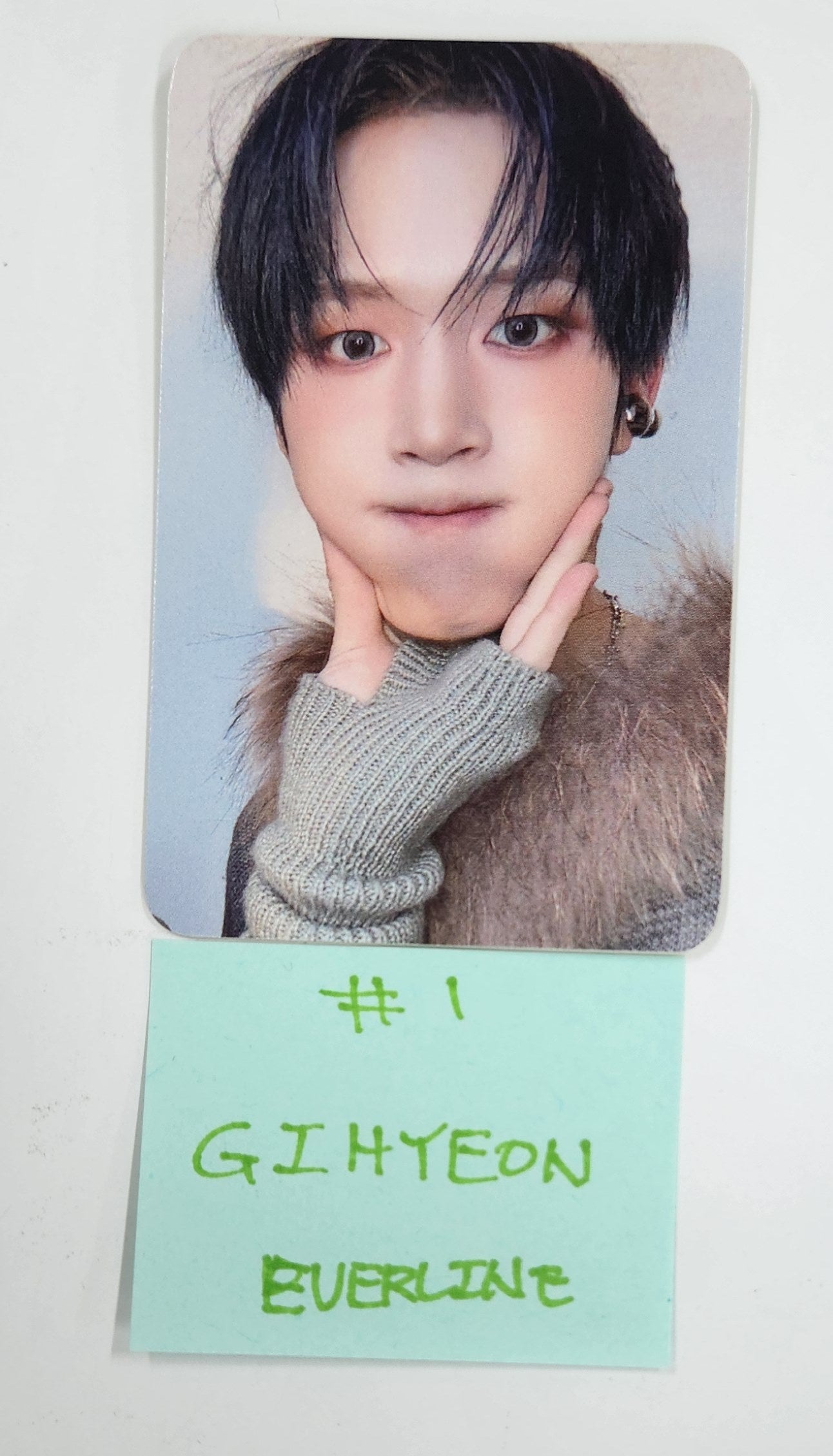 NouerA – HALLYUSUPERSTORE