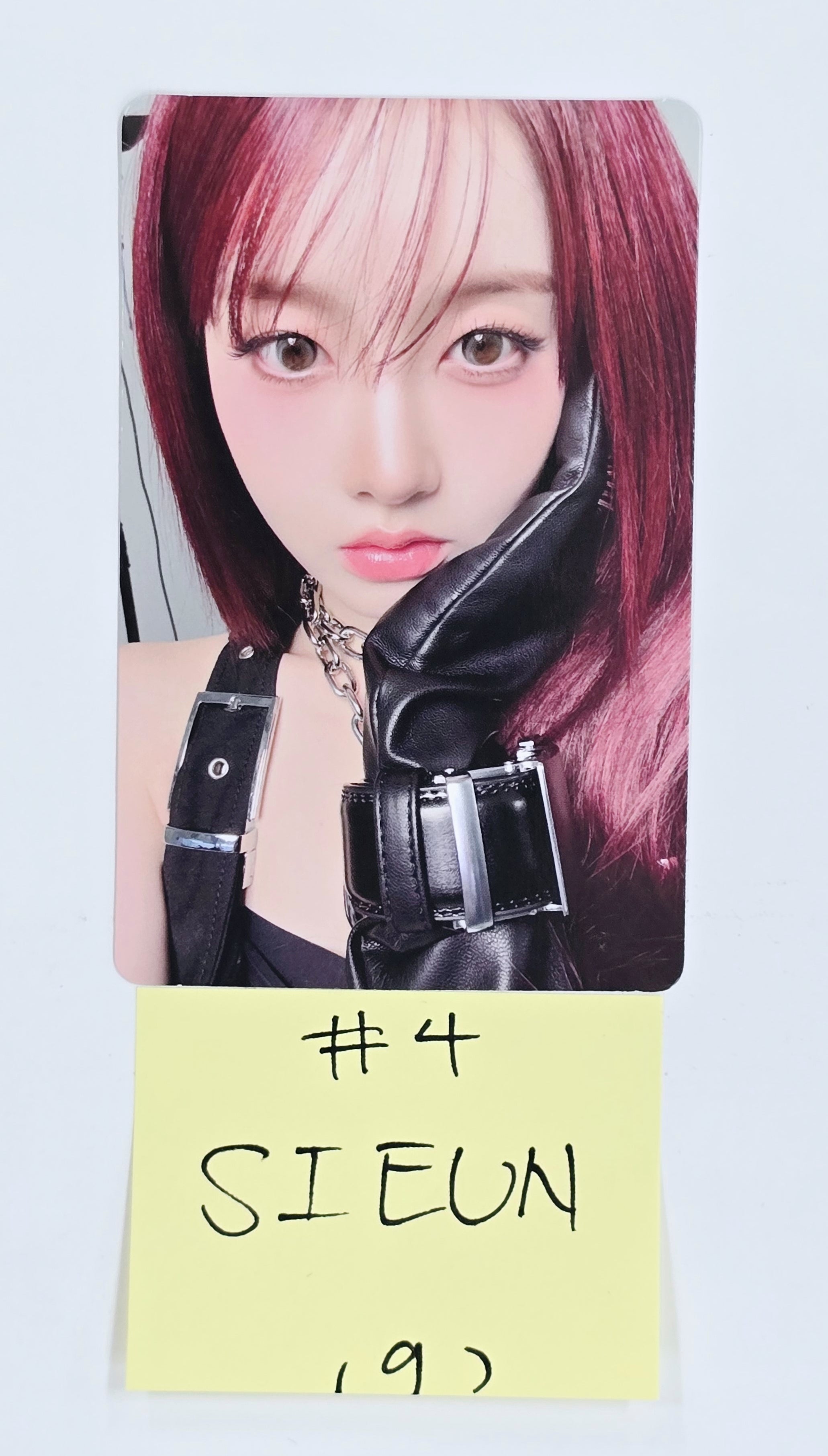 Wonyoung (of IVE) 'After Like' - Broadcast Photocard Wonyoung (of IVE) 'After Like' - Broadcast Photocard