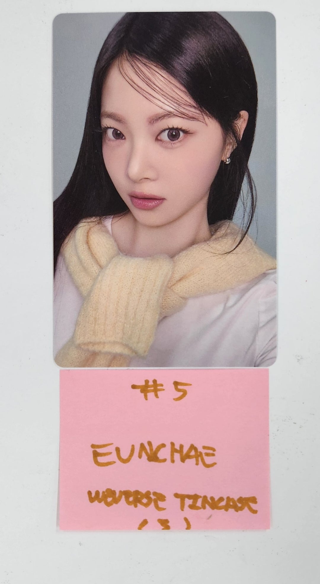 Le Sserafim "Hot" - Weverse Shop Pre-Order Benefit Photocard, 4 x 6 Photo [Tincase Ver.] [25.3.21]