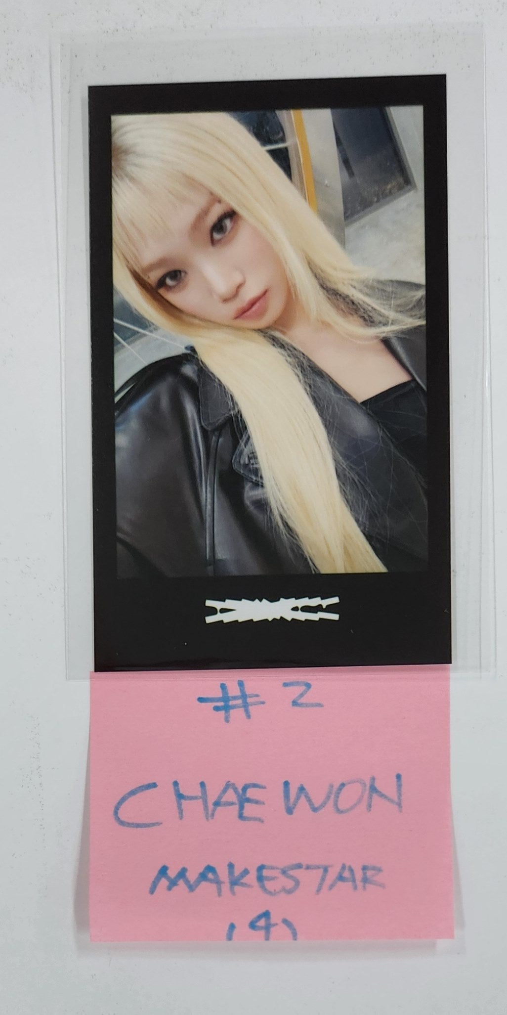 Le Sserafim "Hot" - Makestar Pre-Order Benefit Photocard [25.3.21]