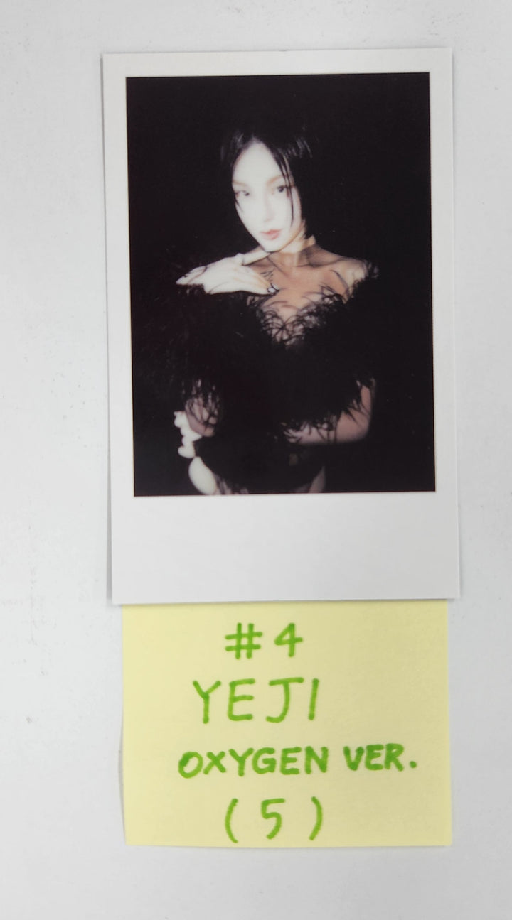 YEJI (Of ITZY) "Air" - Official Photocard [OXYGEN Ver.] [25.3.21]