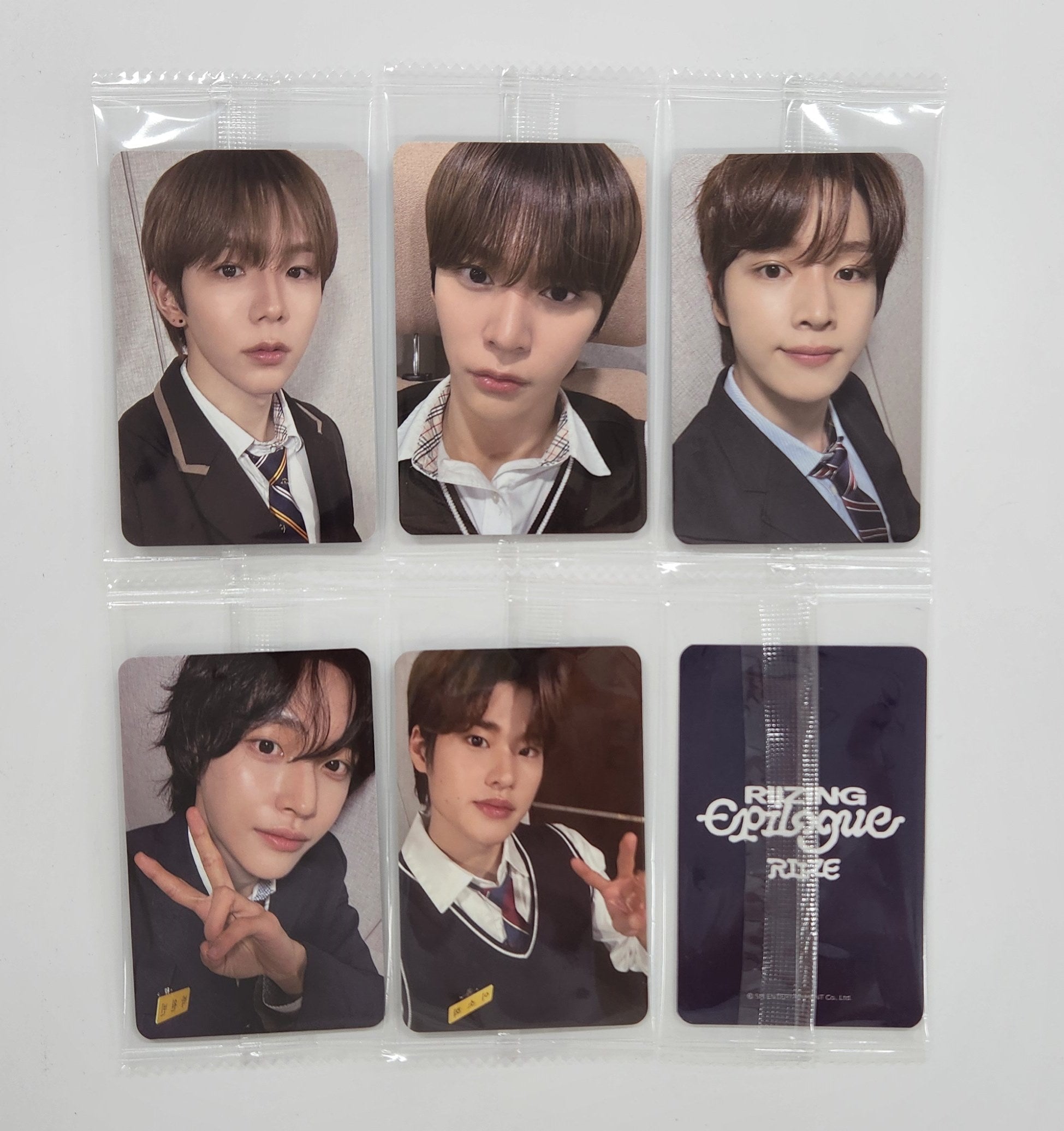 LUCY ルーシー ウォンサン 루시 조원상 ポラロイド サイン入りチェキ LUCY ルーシー ウォンサン 루시 조원상 ポラロイド サイン入りチェキ