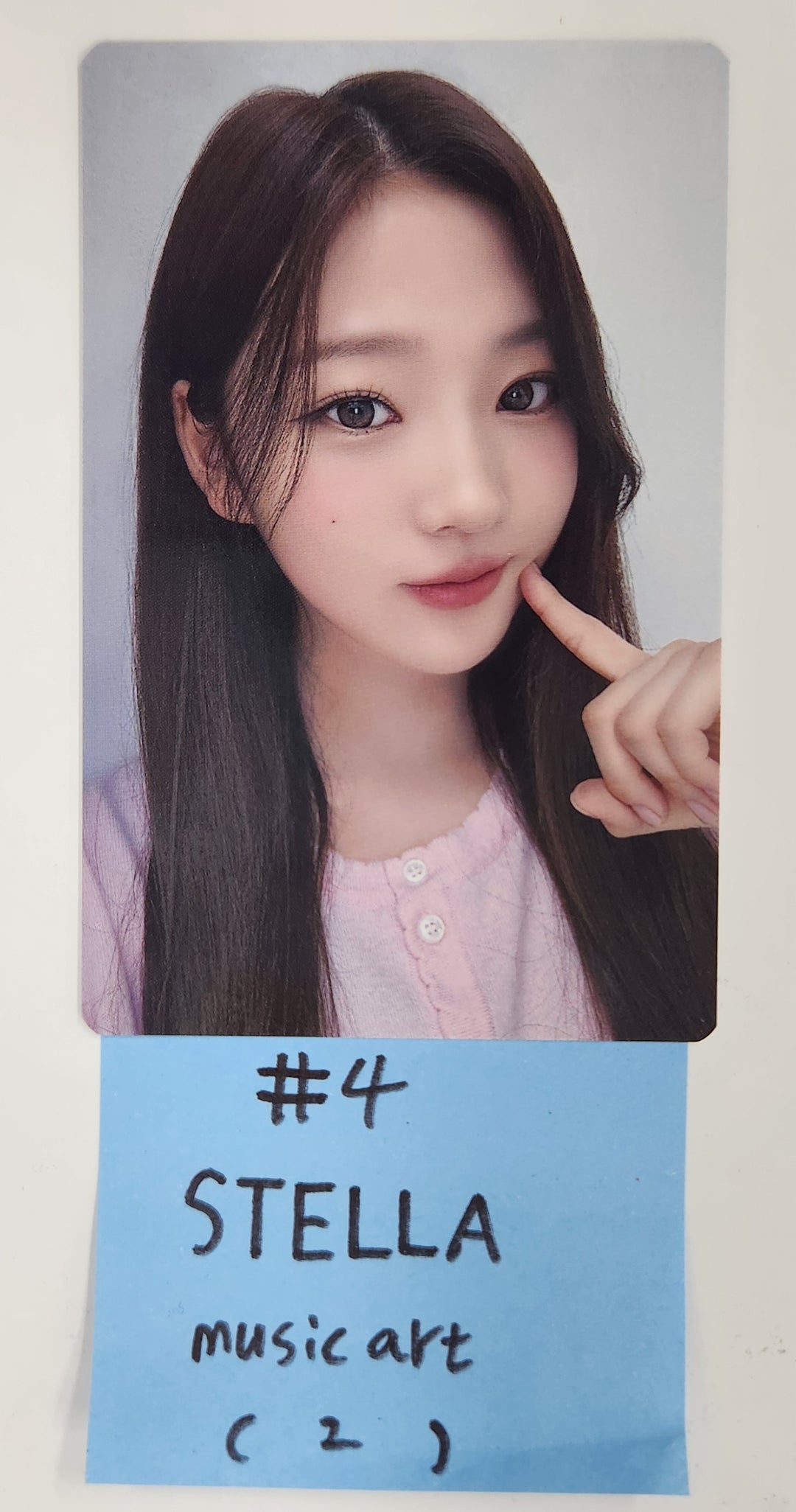 Hearts2Hearts "The Chase" - Music Art Fansign Event Photocard Round 4 [25.4.15]