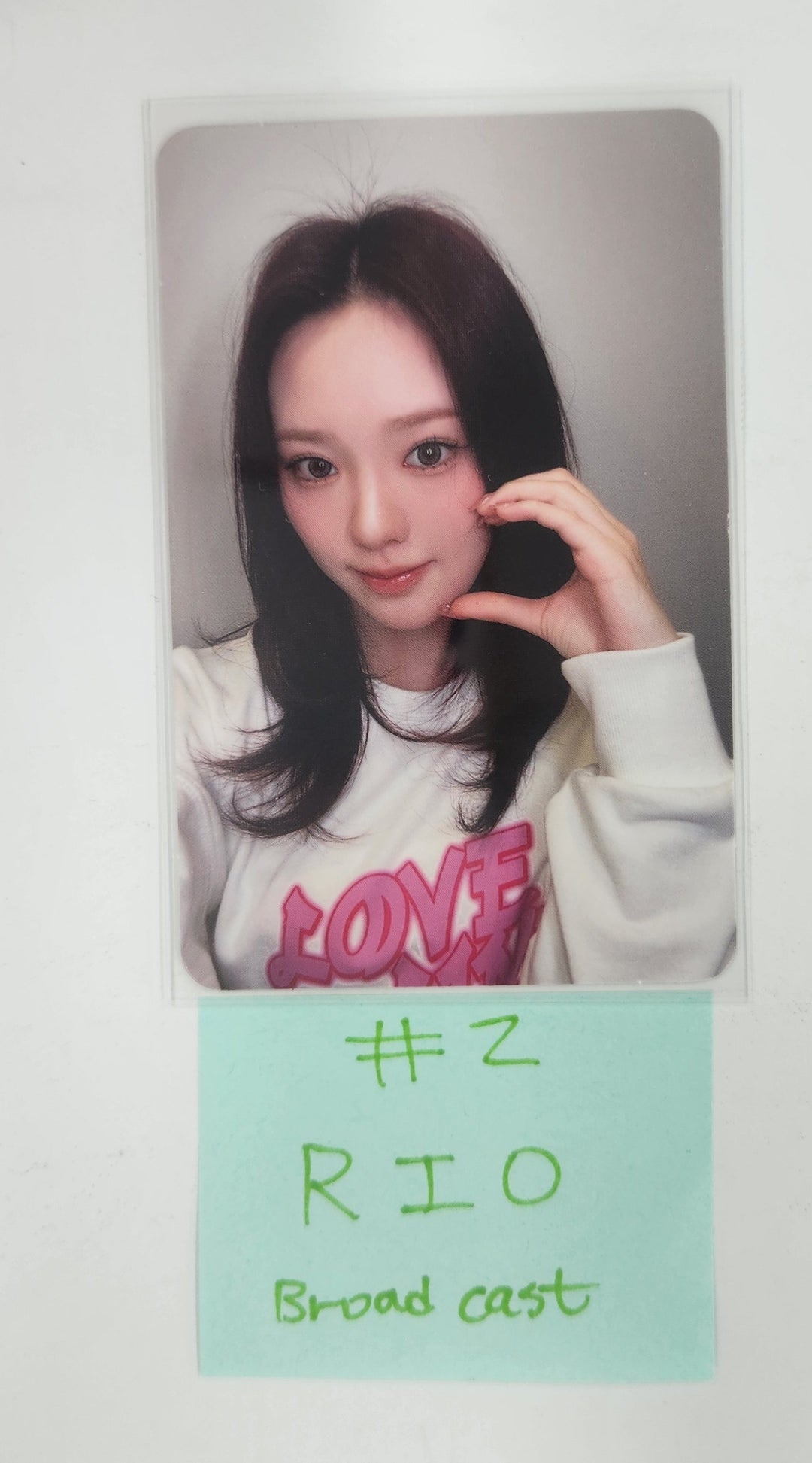 NiziU "LOVE LINE" - Broadcast Photocard [25.4.17]