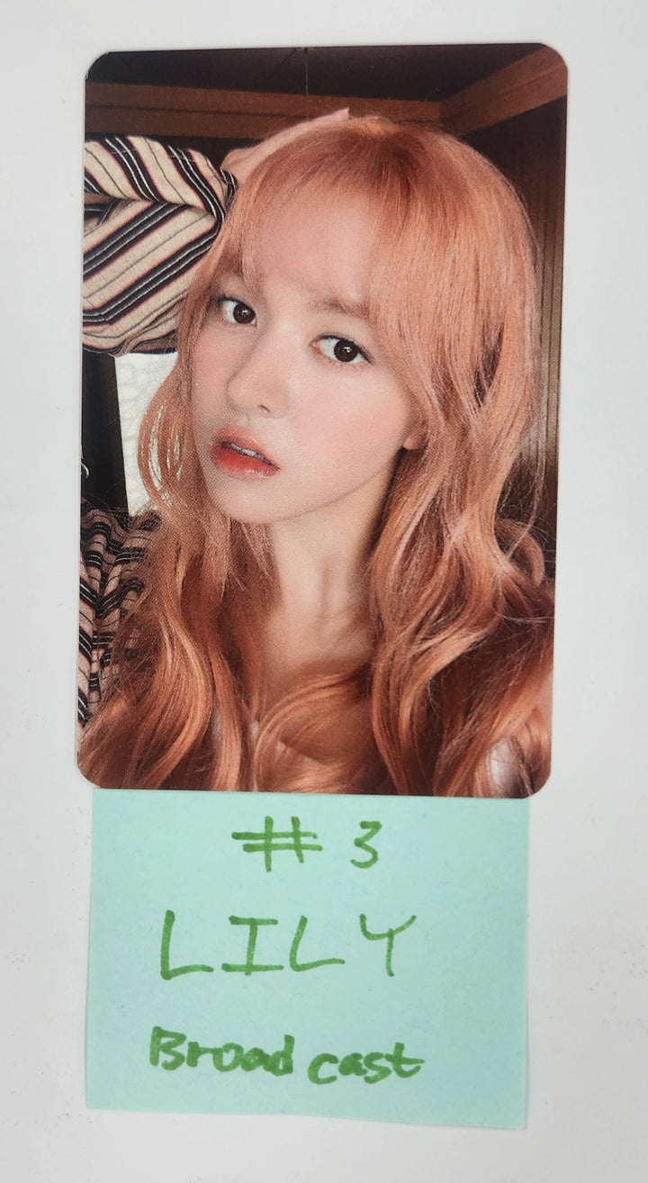 LILY (Of NMIXX) - Broadcast Photocard [25.4.17]
