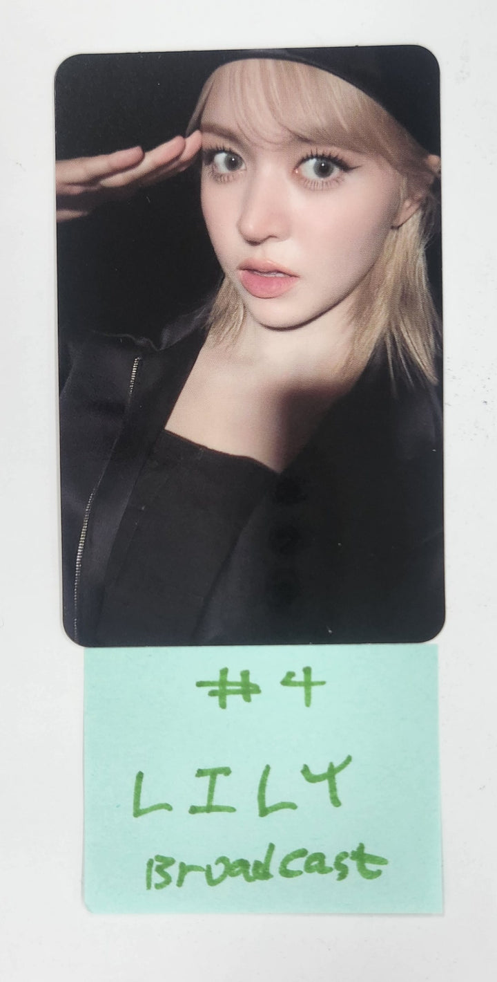 LILY (Of NMIXX) - Broadcast Photocard [25.4.17]