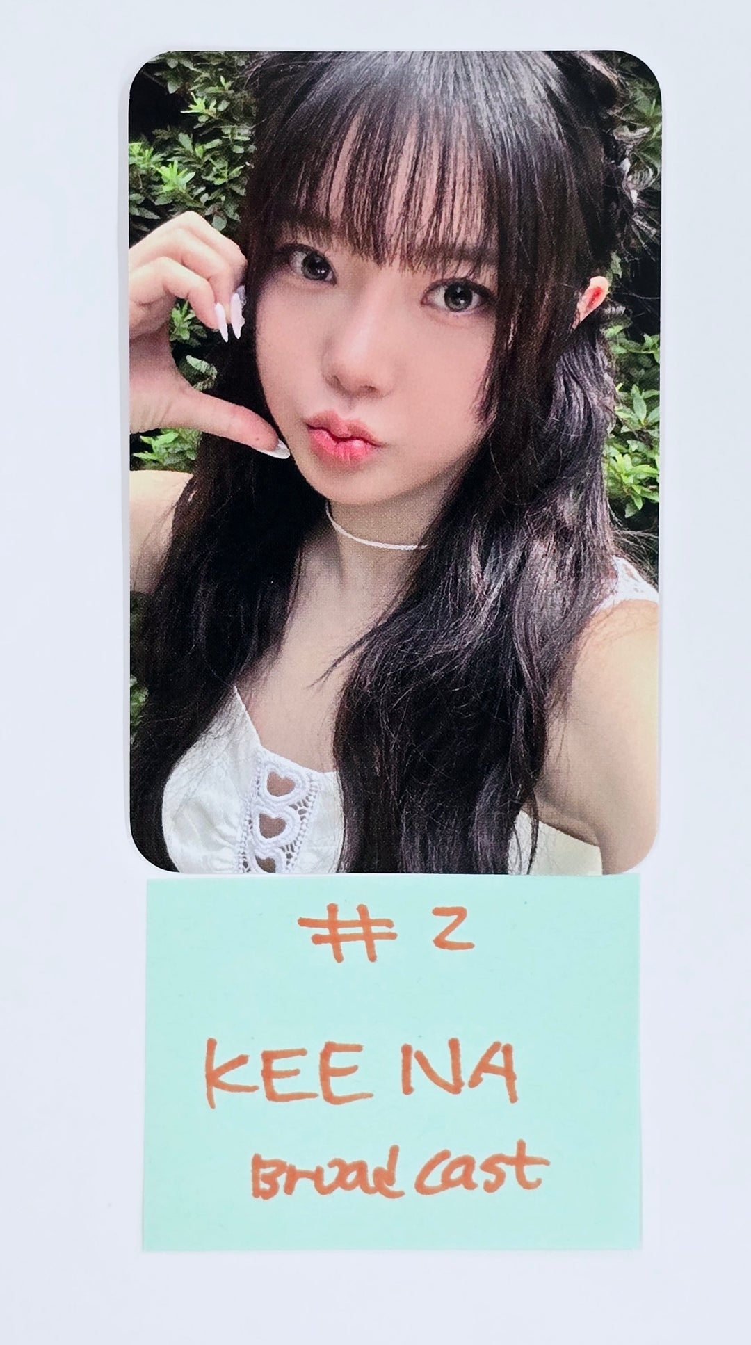 FIFTY FIFTY"Love Tune" - Broadcast Photocard [25.1.17]
