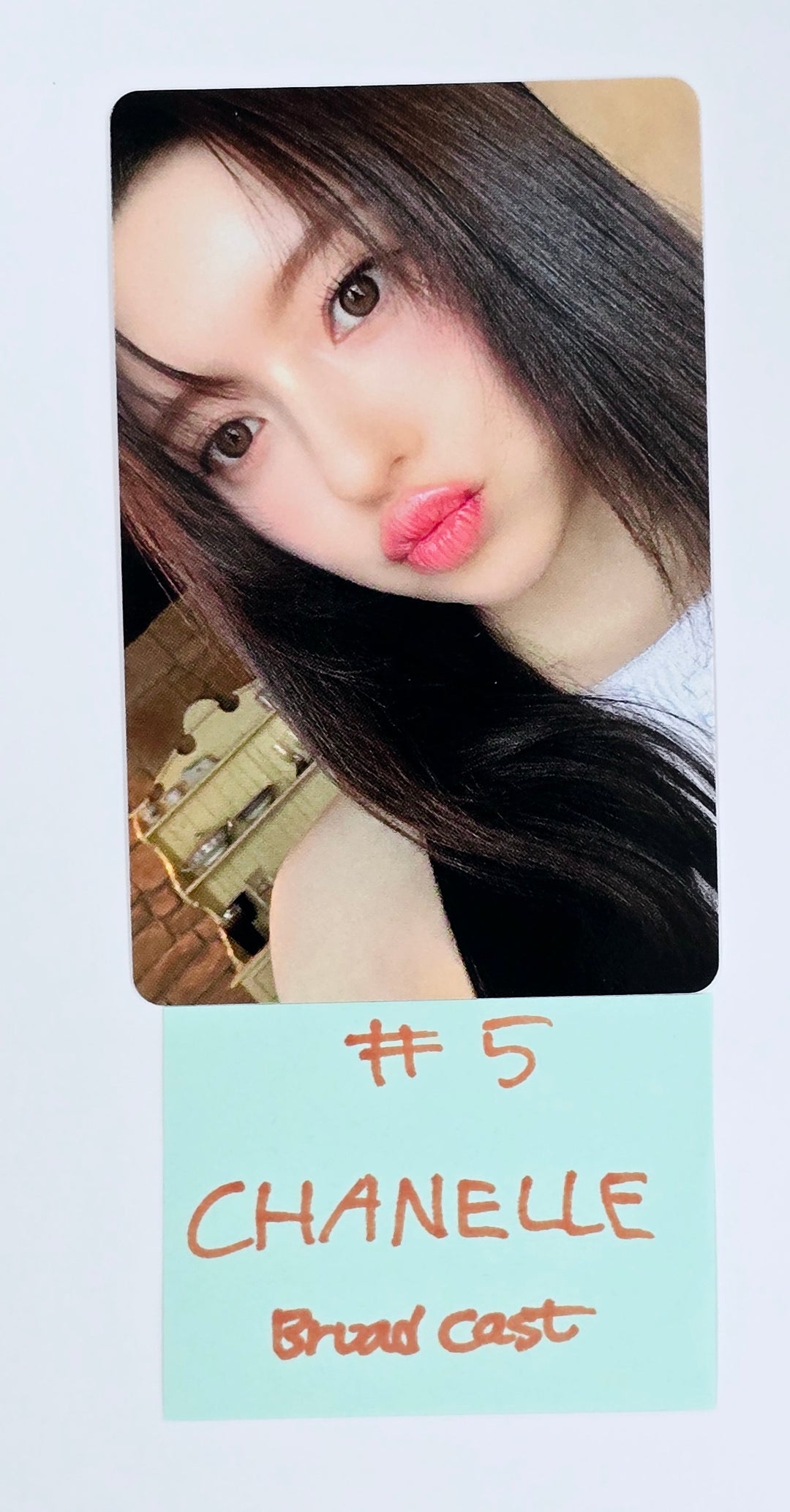 FIFTY FIFTY"Love Tune" - Broadcast Photocard [25.1.17]