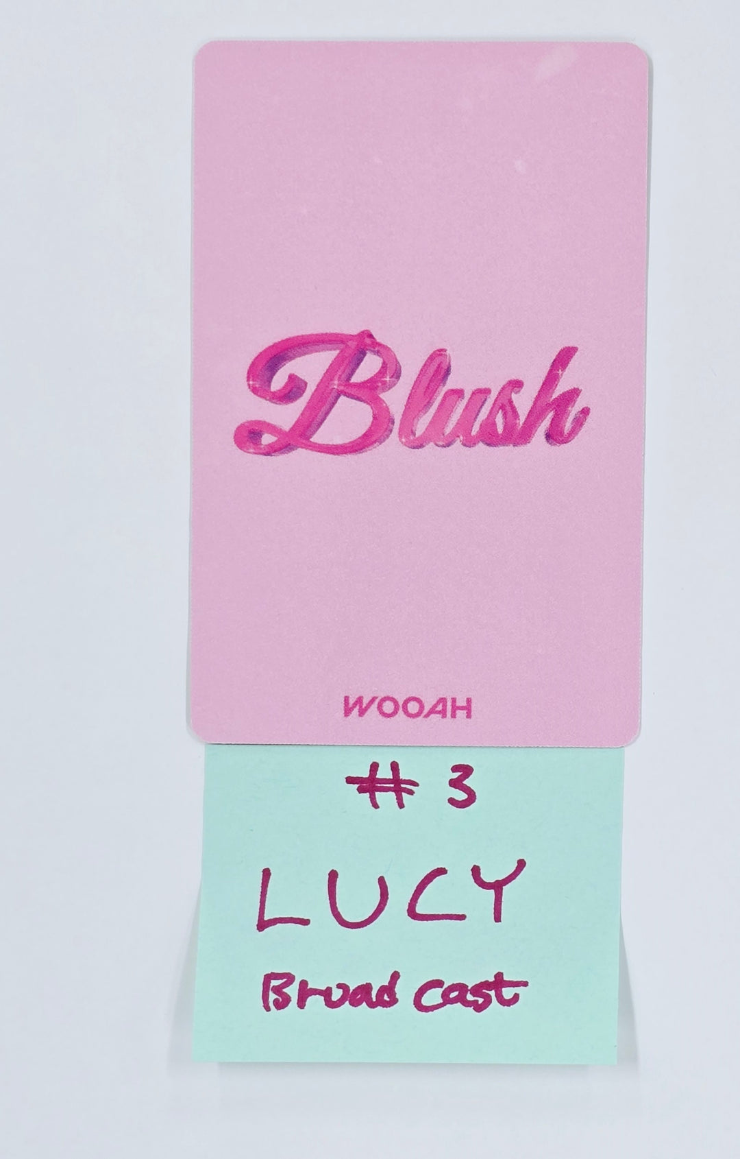WOOAH "BLUSH" - Broadcast Photocard [25.4.17]