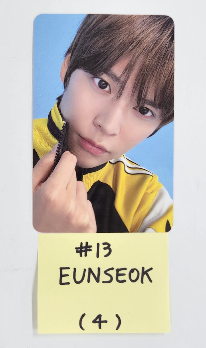 Kangta, Riize, SUPER JUNIOR, SHINee (Of SMTOWN) "2025 SMTOWN : THE CULTURE, THE FUTURE" - Official Photocard [25.4.17]