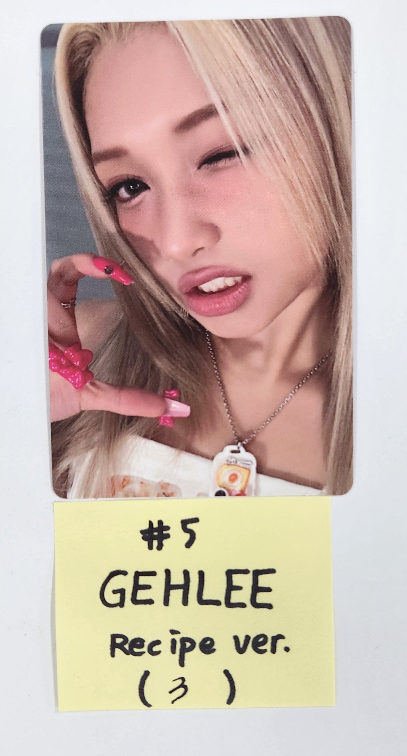 UNIS 'CURIOUS' - Jump Up Fansign Event Photocard [24.9.4