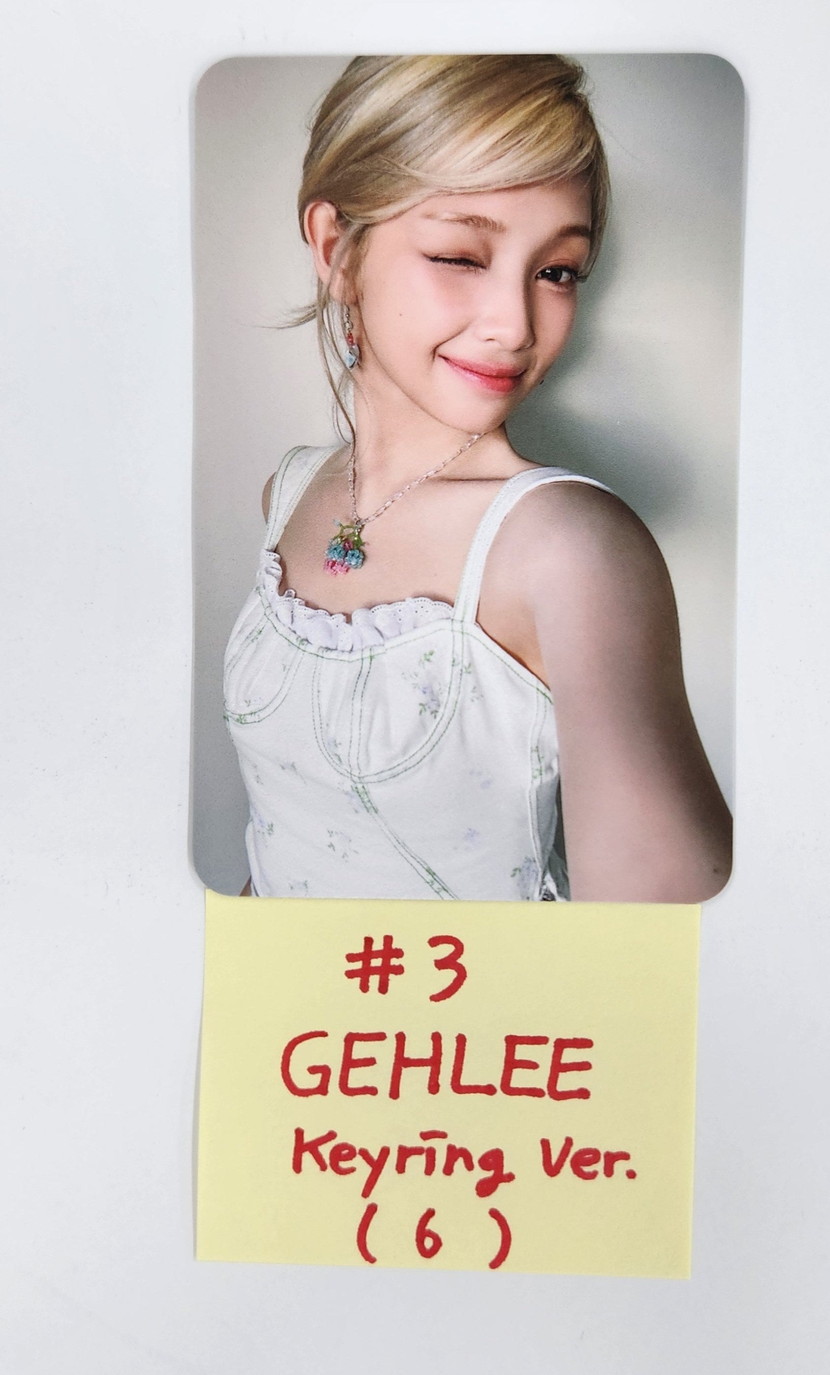 UNIS 'CURIOUS' - Jump Up Fansign Event Photocard [24.9.4