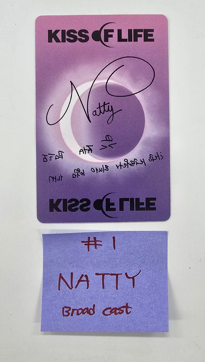 Kiss of Life - Broadcast Photocard [25.4.28]