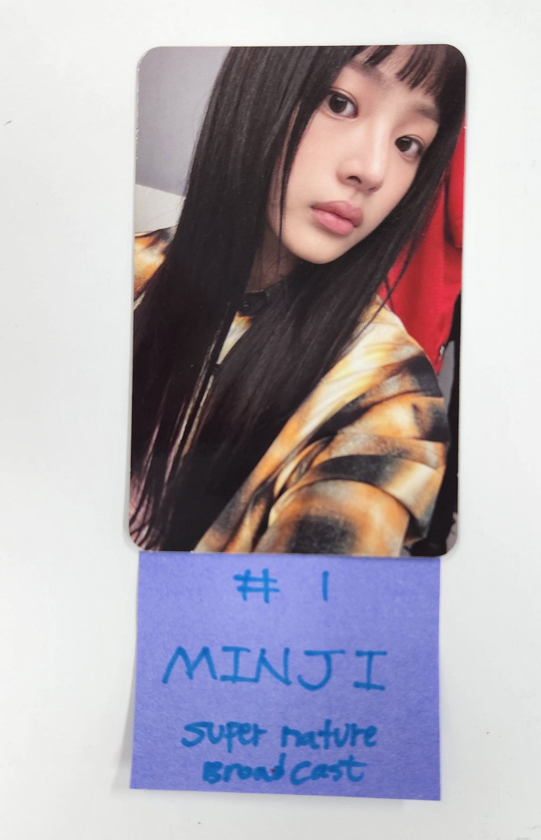 Newjeans "Supernatural" - Broadcast Photocard [25.4.28]