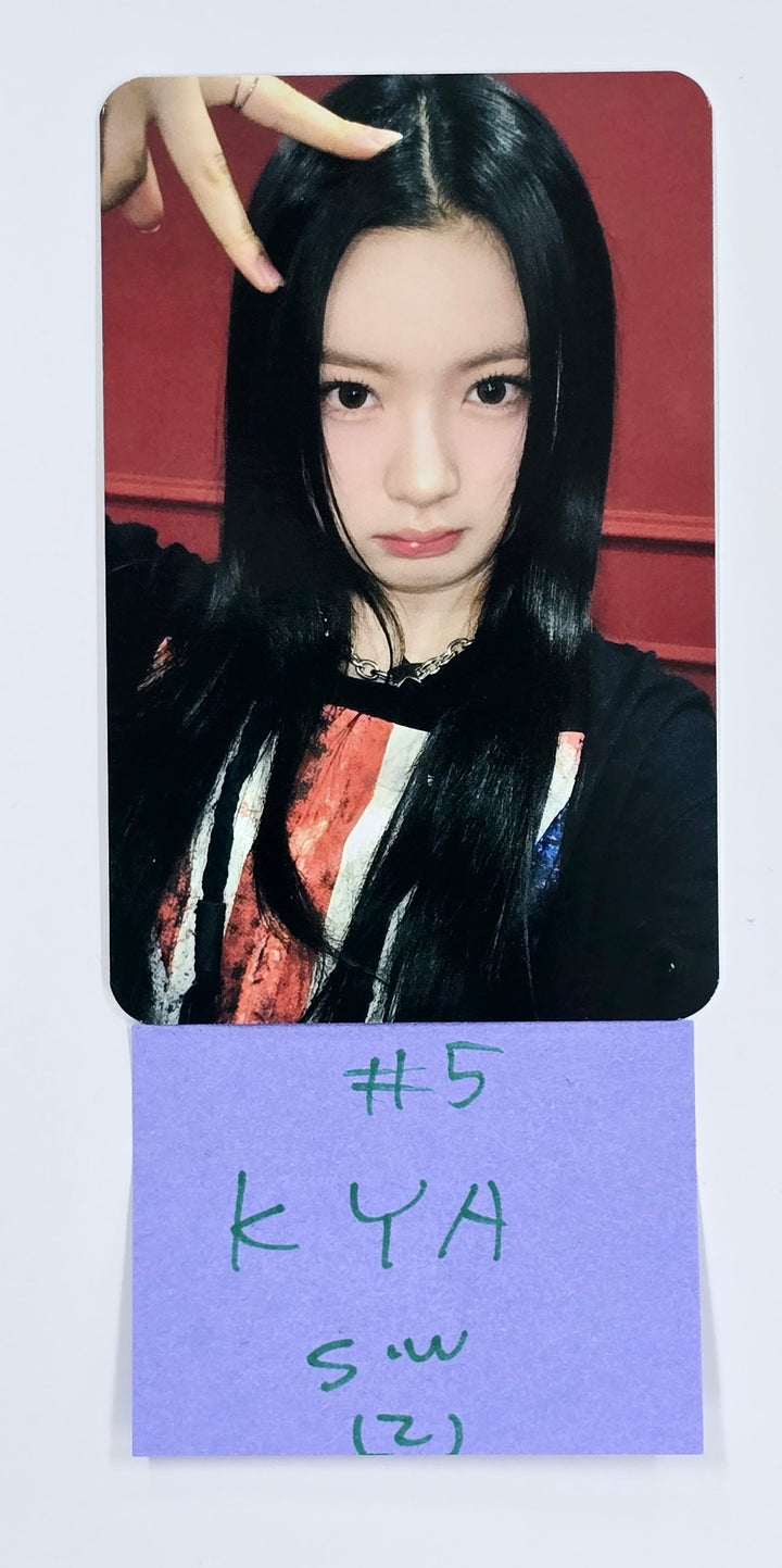 KiiiKiii "UNCUT GEM" - Soundwave Fansign Event Photocard Round 2 [DIGGING Ver.] [25.4.28]