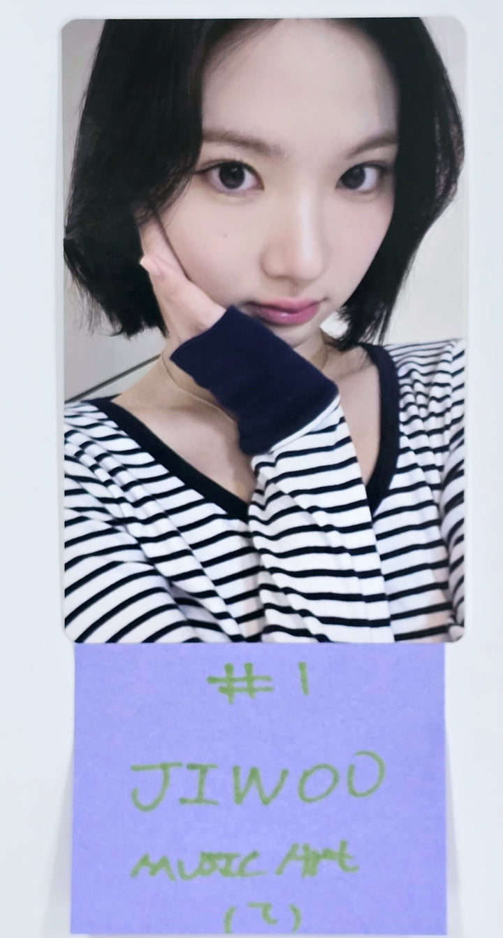 Hearts2Hearts "The Chase" - Music Art Fansign Event Photocard Round 6 [25.4.28]