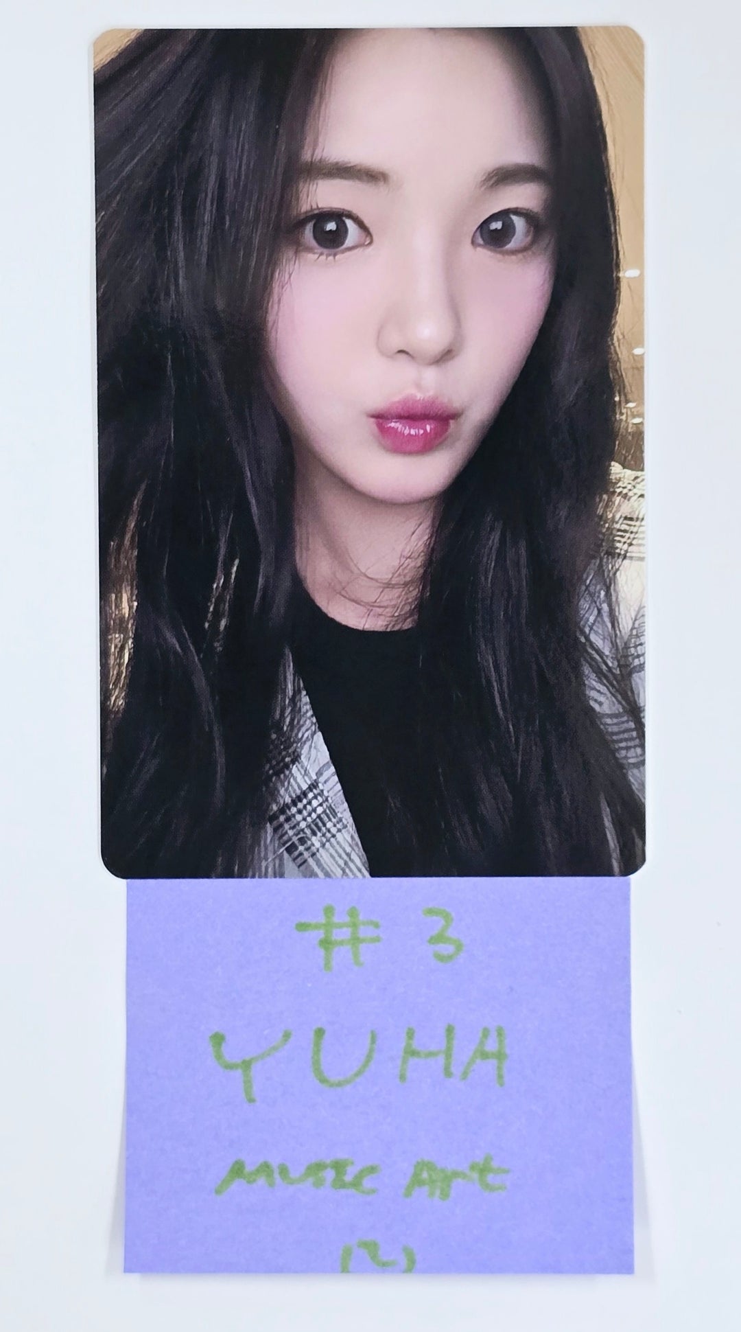 Hearts2Hearts "The Chase" - Music Art Fansign Event Photocard Round 6 [25.4.28]