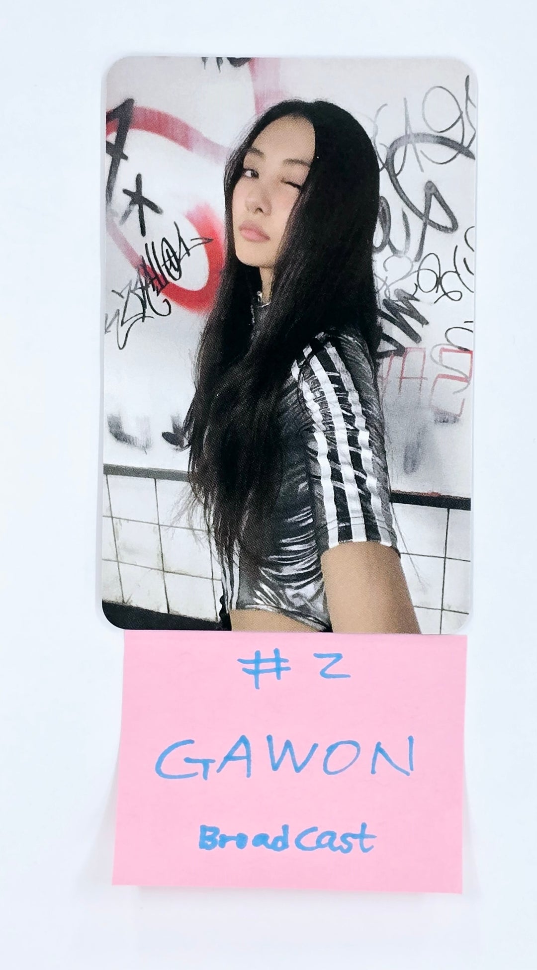 MEOVV "MEOW" - Broadcast Photocard [25.4.29]