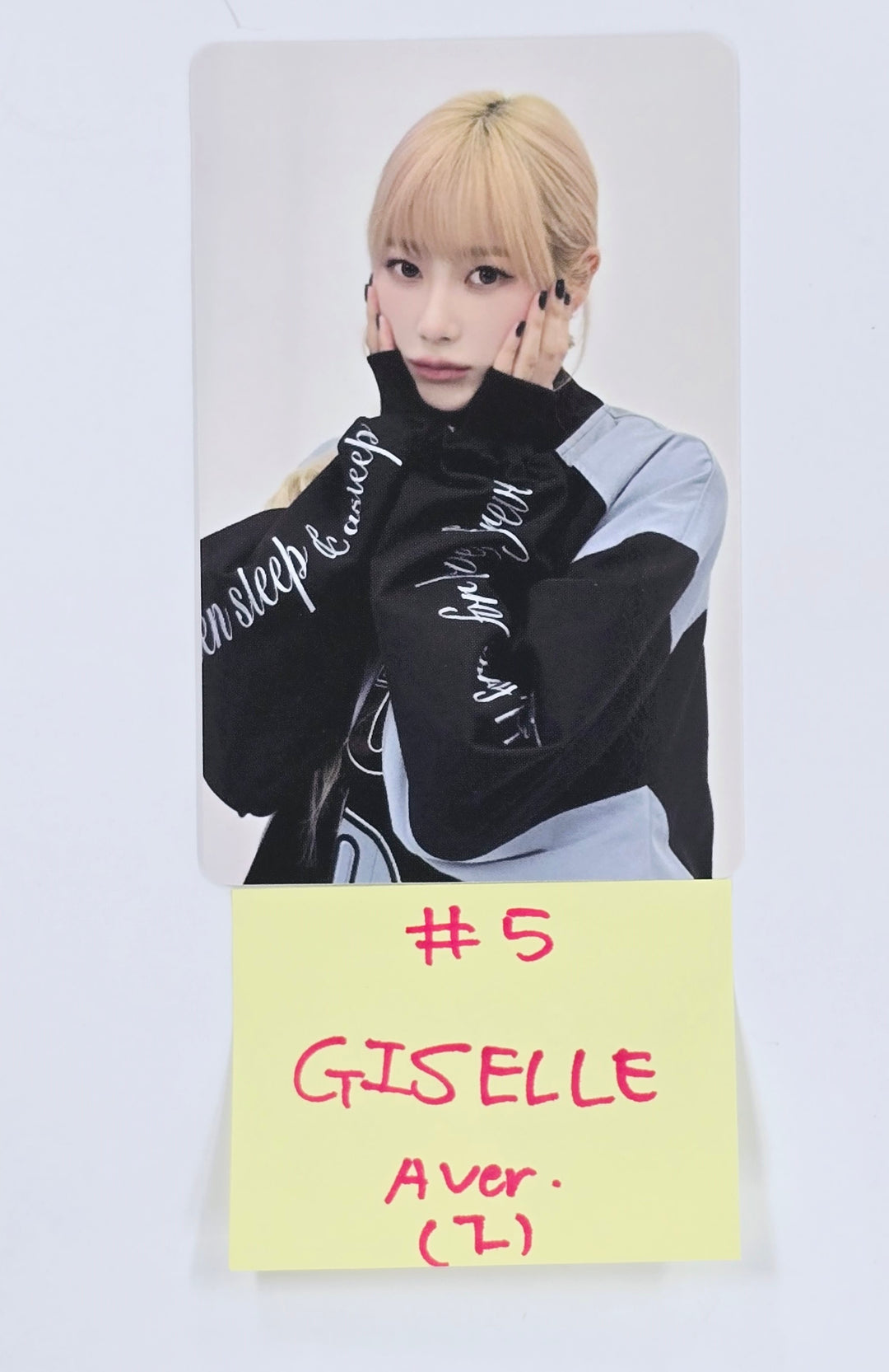 Aespa "2025 SG" - Trading Photocard [A ver.] [25.4.29]