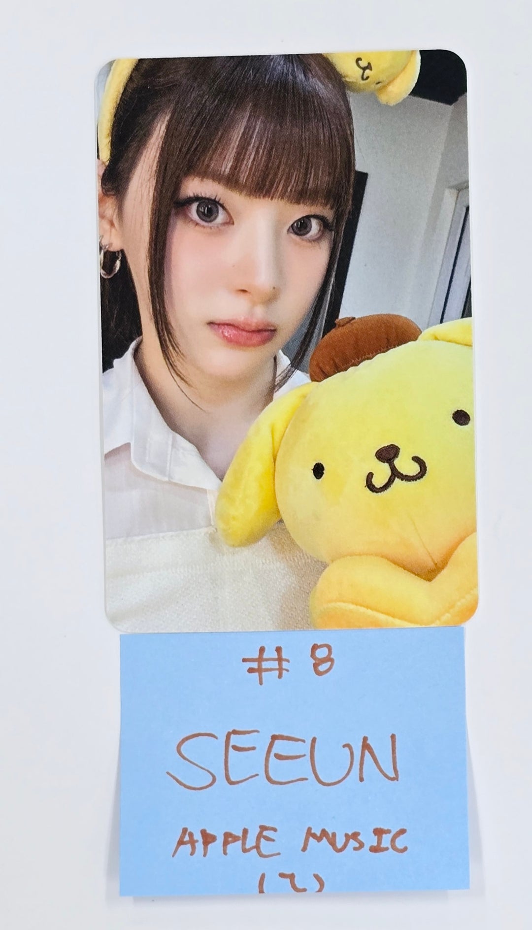 STAYC "S" - Apple Music Event Photocard [25.4.30]