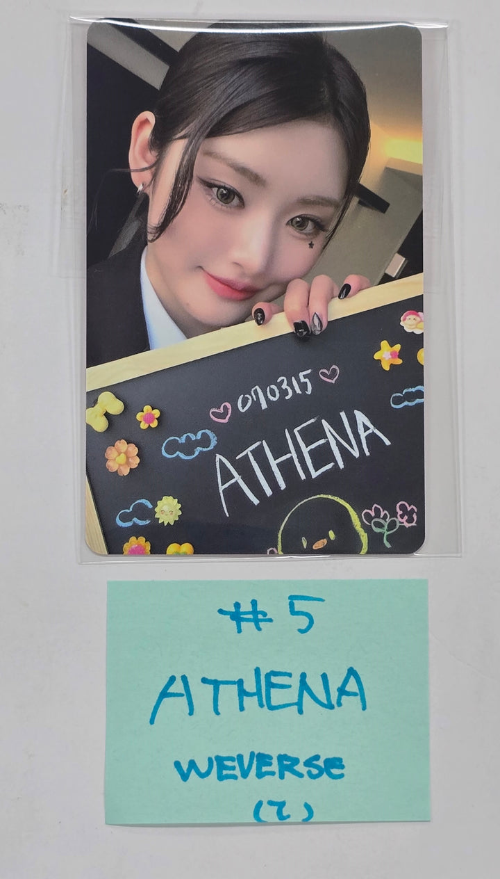 FIFTY FIFTY "Day & Night" - Weverse Shop Pre-Order Benefit Photocard [25.5.2]
