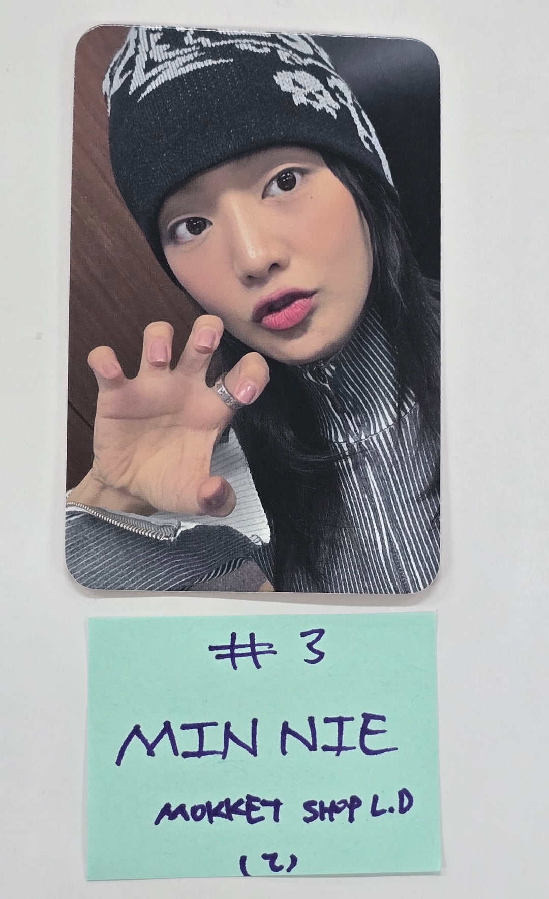 Minnie (of (G)I-DLE) "Her" - Mokket Shop Lucky Draw Event Photocard [25.5.2]