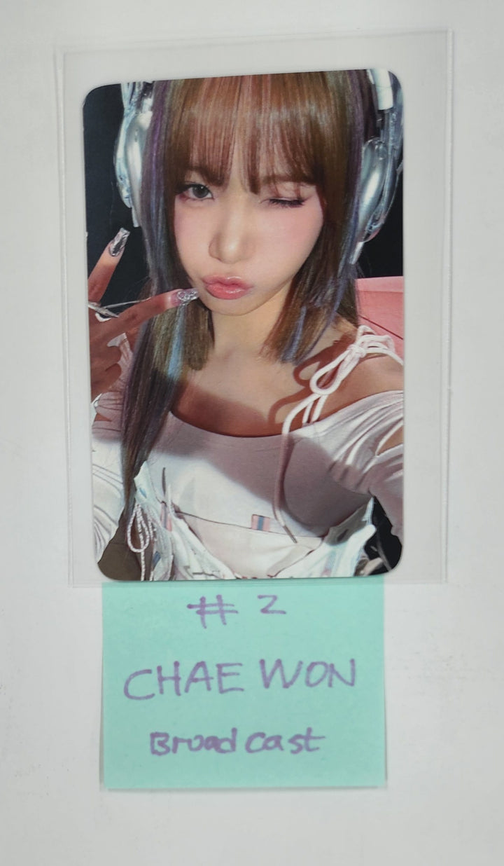 Le Sserafim "Perfect Night" - Broadcast Photocard [25.5.2]