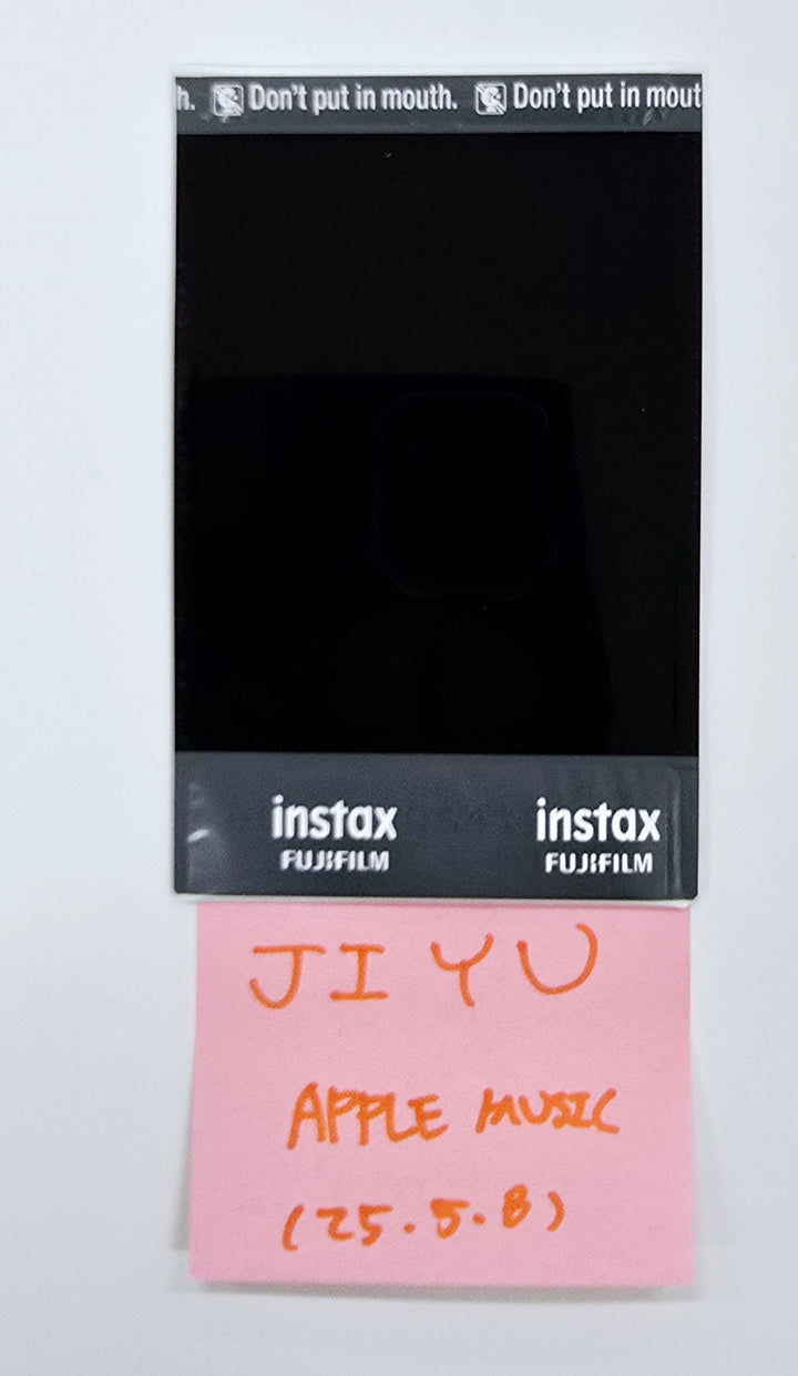Jiyu (Of KiiiKiii) "UNCUT GEM" - Hand Autographed(Signed) Polaroid [25.5.8]