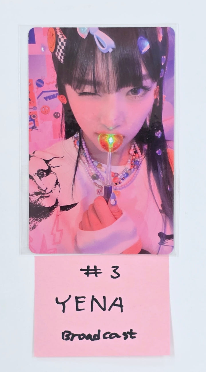 Yena "SMART PHONE" - Broadcast Photocard [25.5.8]