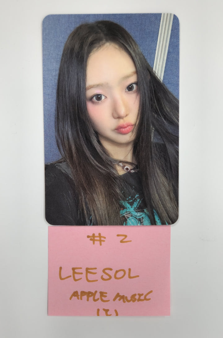KiiiKiii "UNCUT GEM" - Apple Music Fansign Event Photocard Round 2 [DIGGING Ver.] [25.5.8]