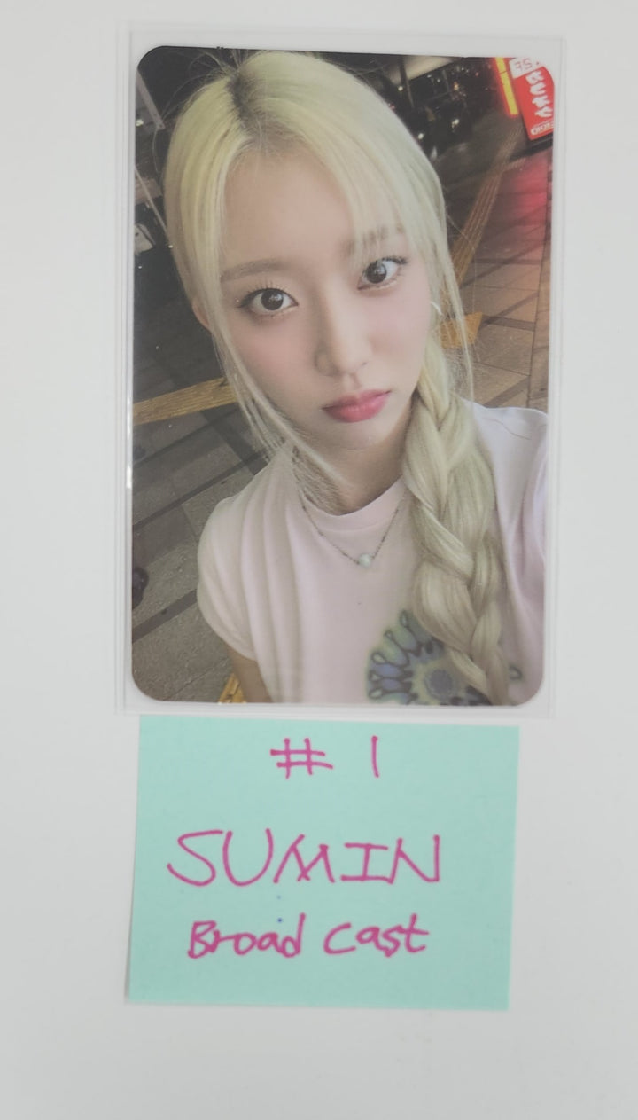 StayC - Broadcast Photocard [25.5.9]
