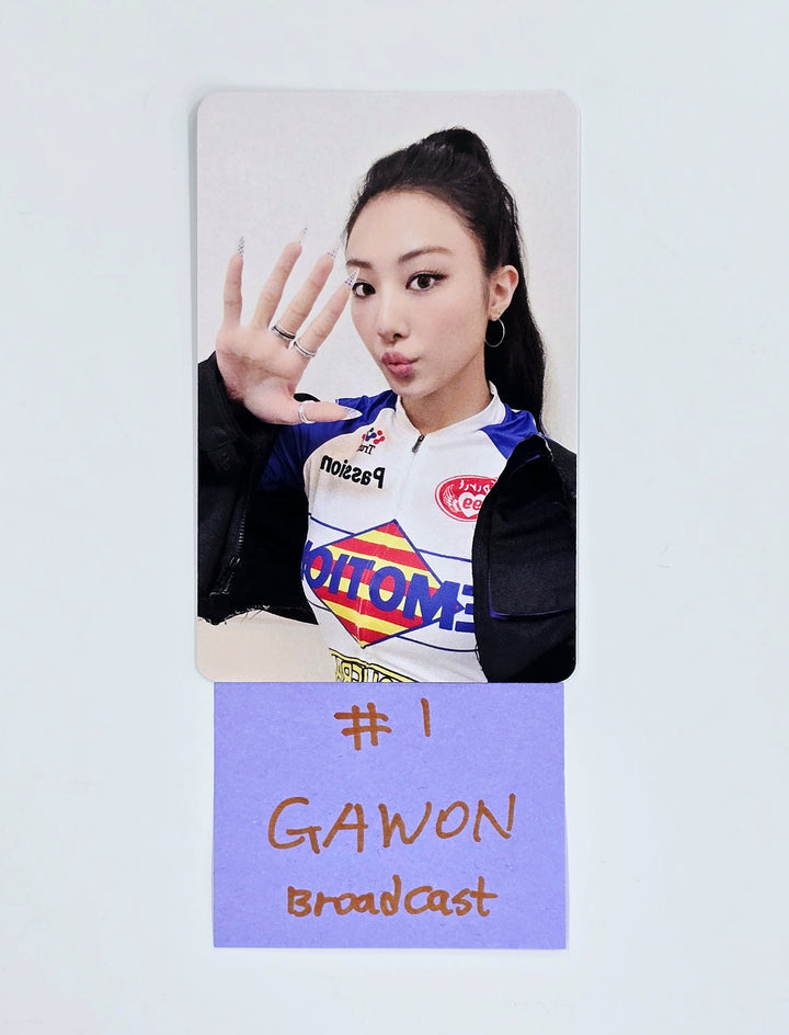 MEOVV "MEOW" - Broadcast Photocard [25.5.12]