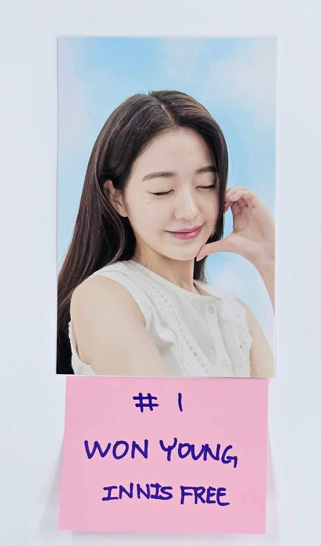 Jang Wonyoung (Of IVE) - INNIS FREE Event Photocard [25.5.13]