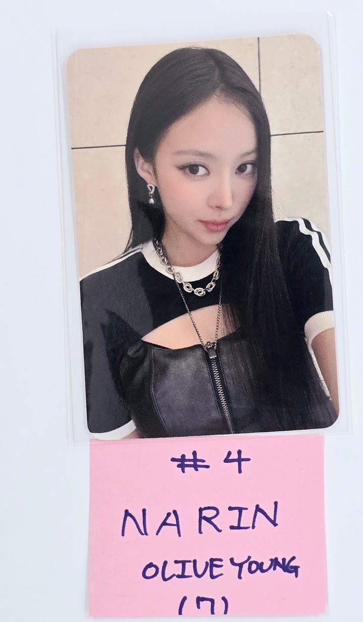 MEOVV "MY EYES OPEN VVIDE" - Olive Young Event Photocard [25.5.13]