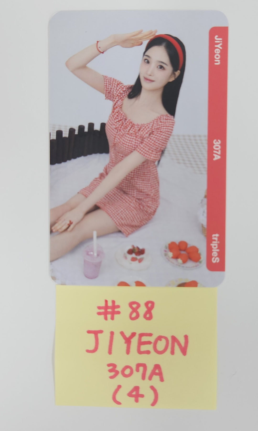 TripleS Atom Double Class Objekt - Official Photocard (4) [25.5.13]