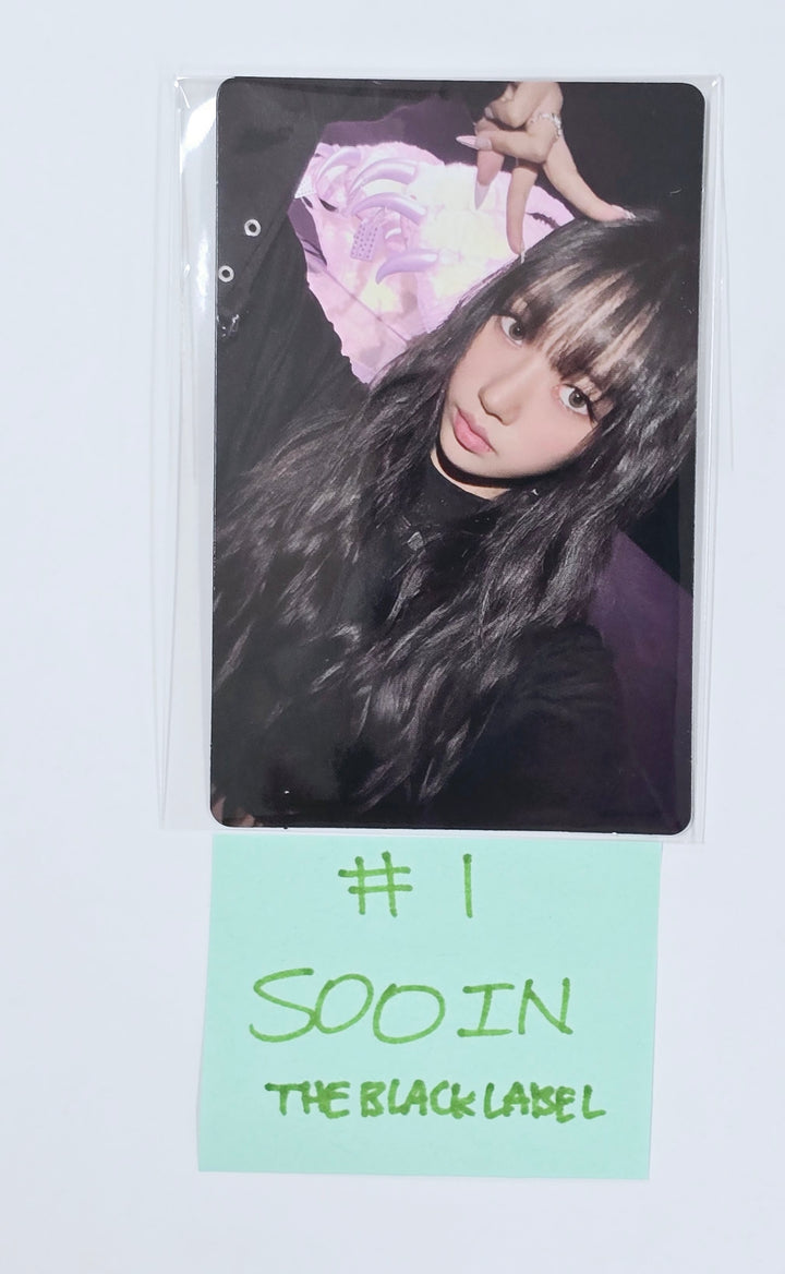 MEOVV "MY EYES OPEN VVIDE" - The Black Label Pre-Order Benefit Photocard [25.5.15]