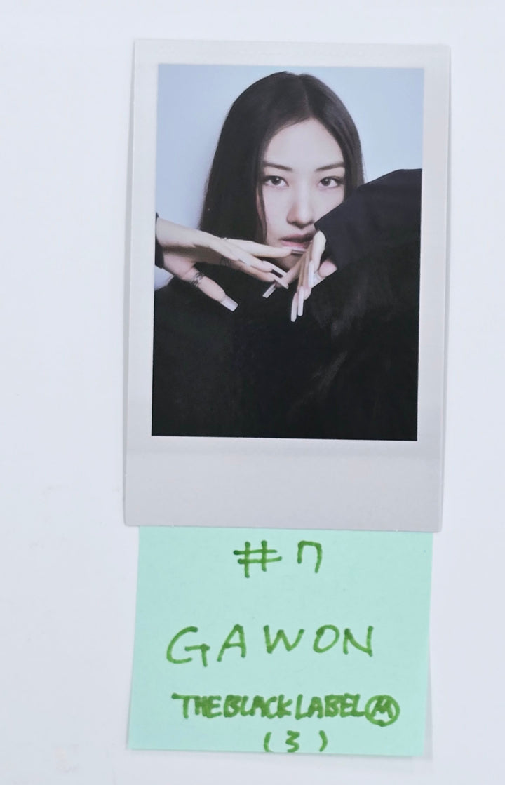 MEOVV "MY EYES OPEN VVIDE" - The Black Label Pre-Order Benefit Photocard [25.5.15]