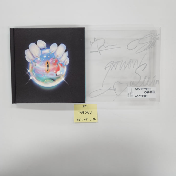MEOVV "My Eyes Open VVIDE", TripleS "Assemble25", TripleS "Visionary Vision <performante>" - Hand Autographed(Signed) Promo Album [25.05.16]