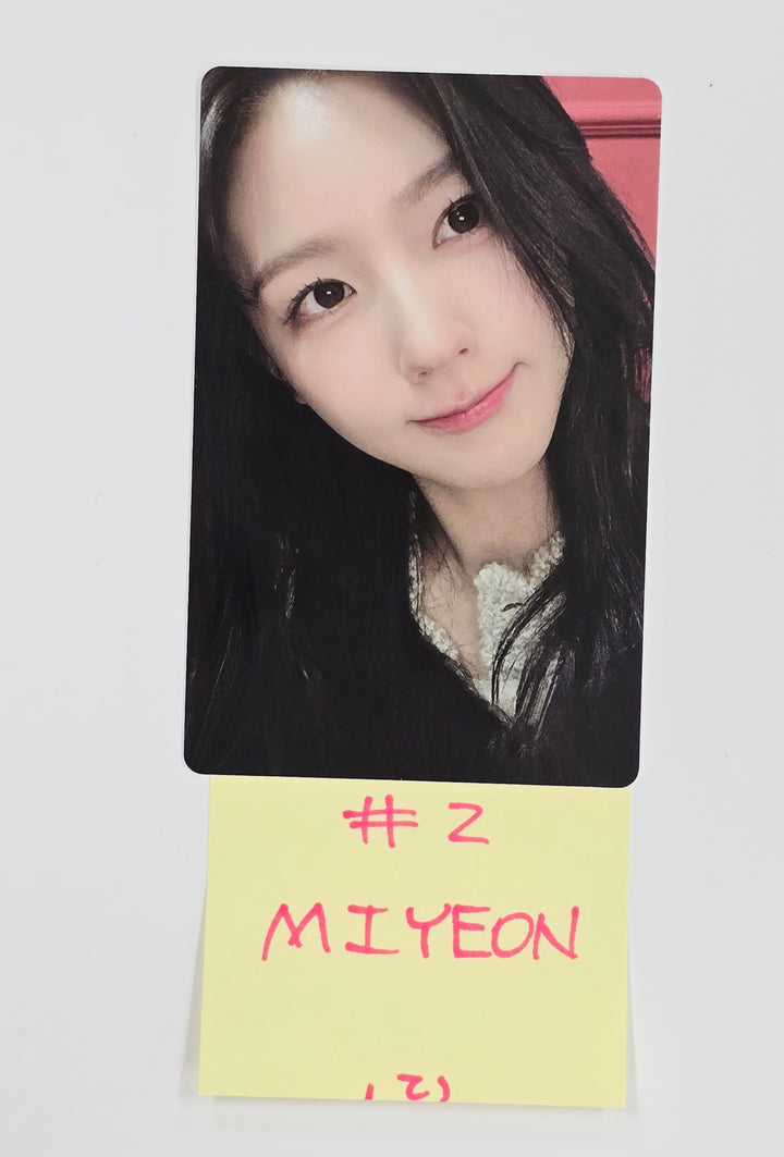 I-DLE "We are" - Official Photocard [25.5.20]