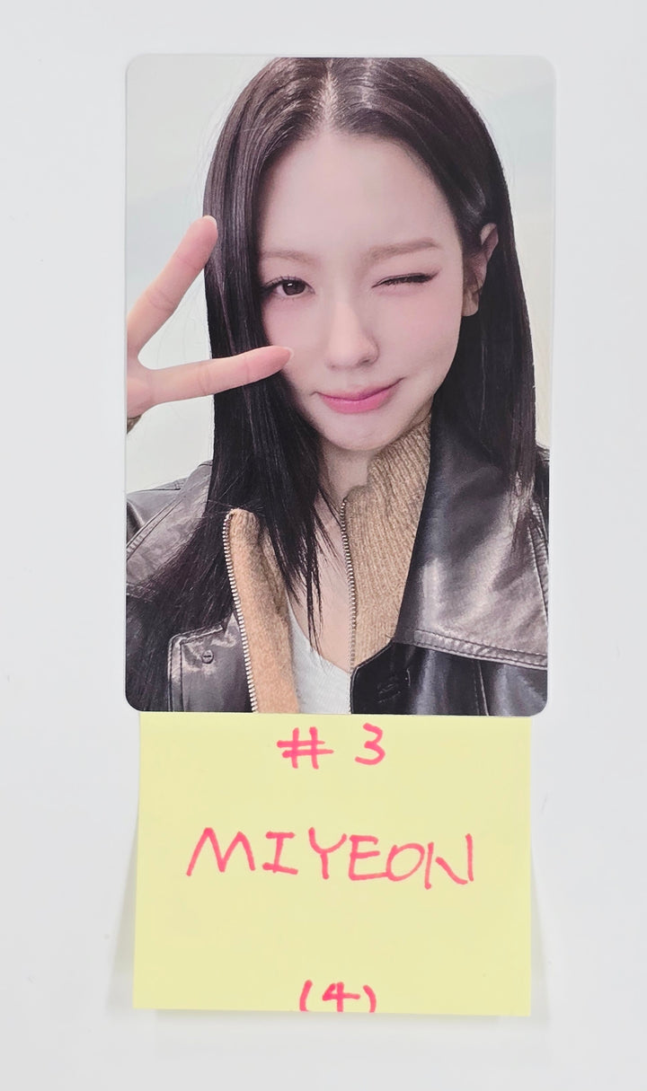 I-DLE "We are" - Official Photocard [25.5.20]