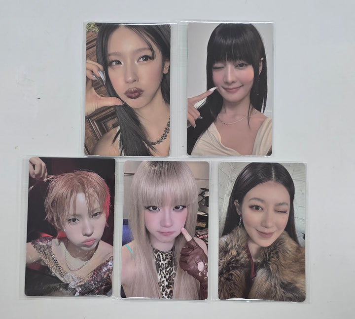 I-DLE "We are" - Weverse Shop Fansign Event Photocard [25.5.22] (Restocked 5/23)