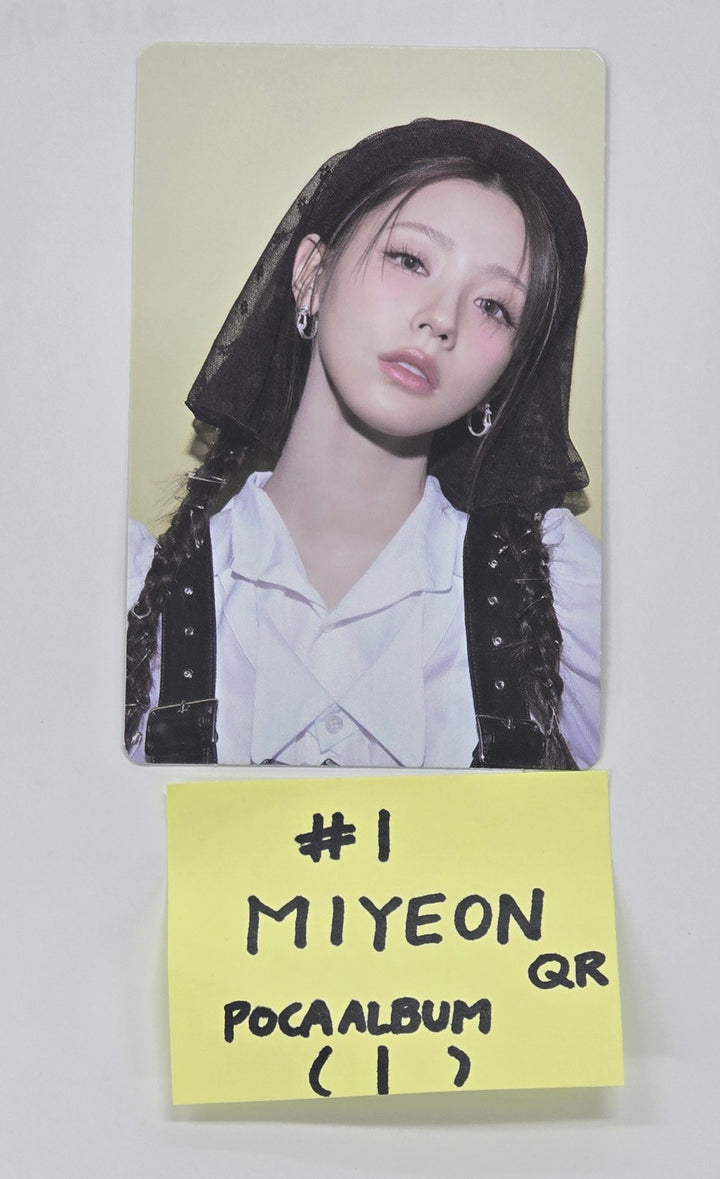 I-DLE "We are" - Official Photocard [Photobook Ver.] [25.5.22]