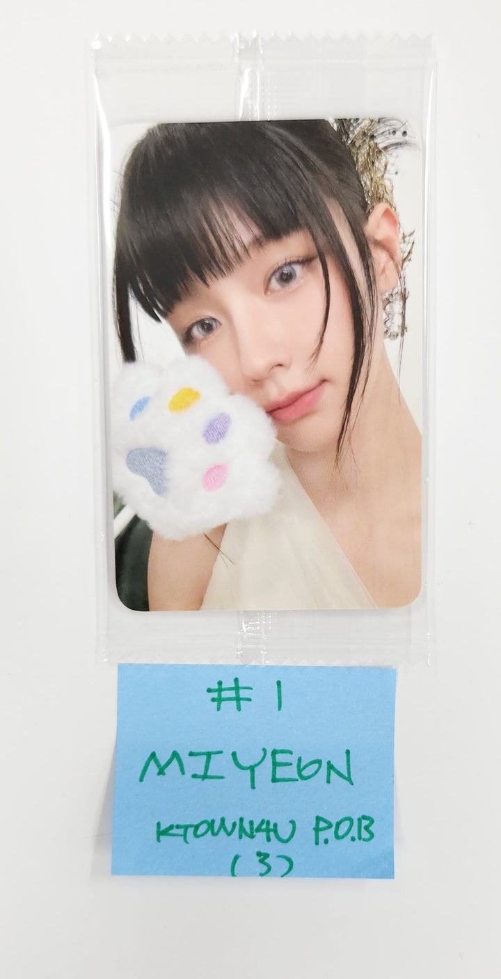I-DLE "We are" - Ktown4U Pre-Order Benefit Photocard [25.5.23]
