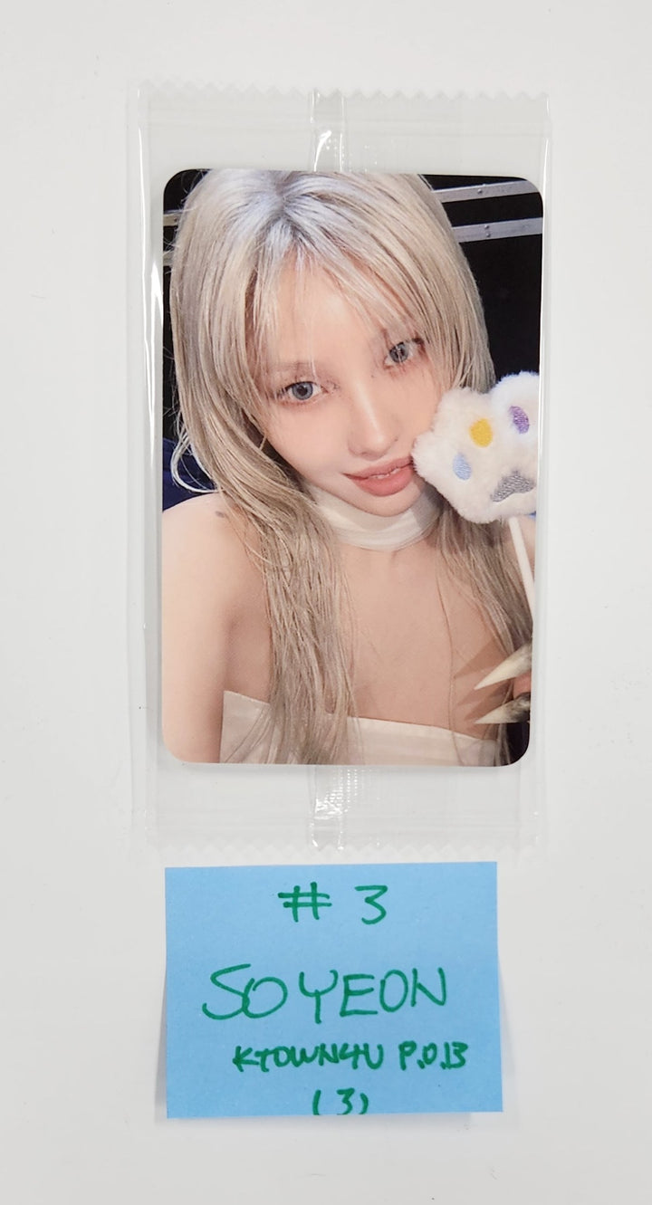 I-DLE "We are" - Ktown4U Pre-Order Benefit Photocard [25.5.23]