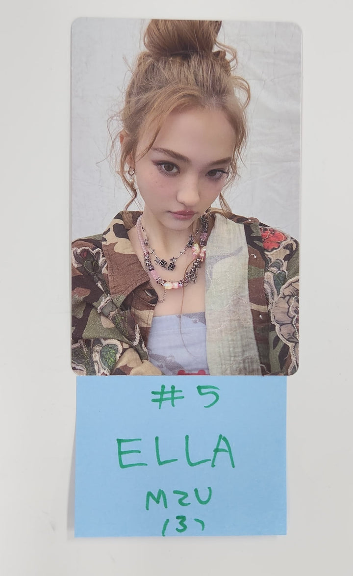MEOVV "MY EYES OPEN VVIDE" -  M2U Fansign Event Photocard [25.5.23]